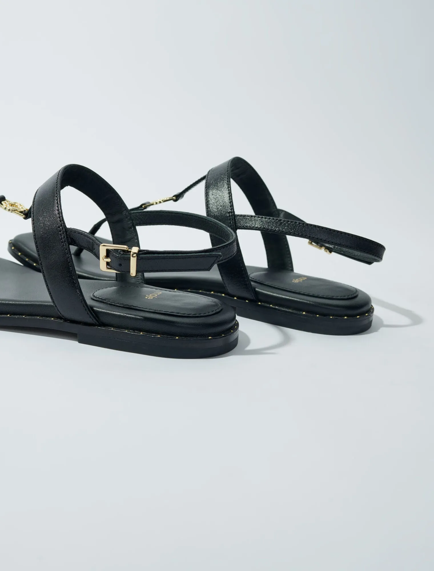 Flat leather strap sandals