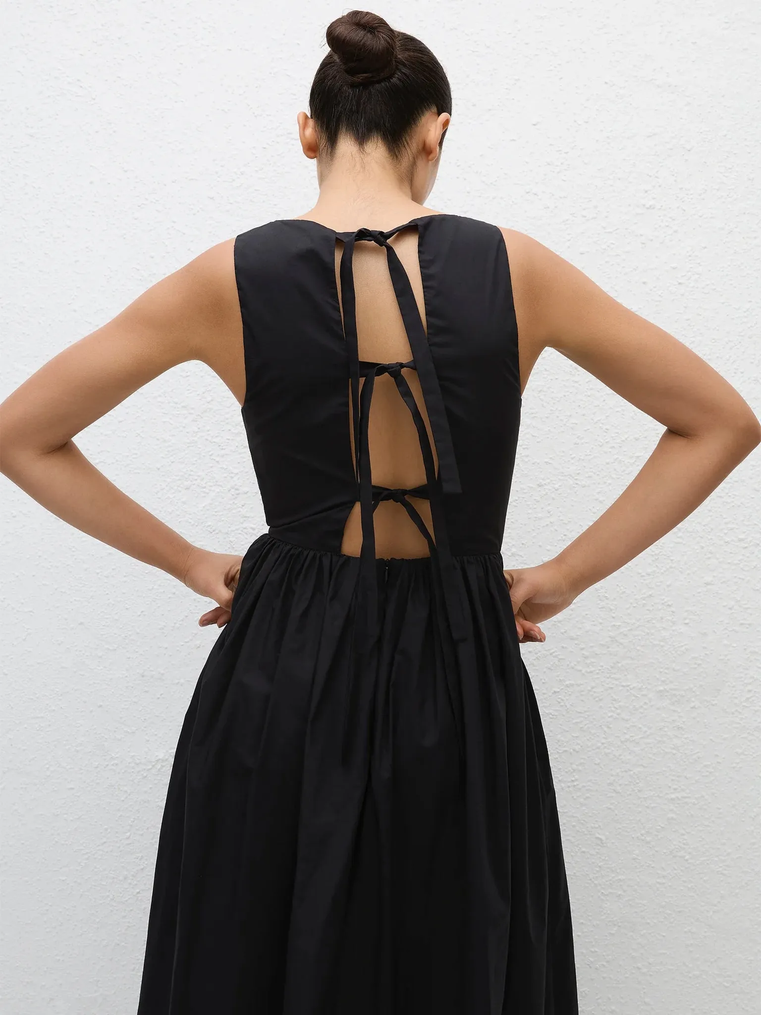 MATTEAU Tie Back Midi Dress Black